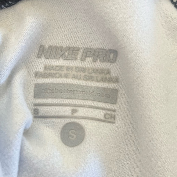 Nike pro Womens half 1/2 zip pullover Sz small - Picture 7 of 7